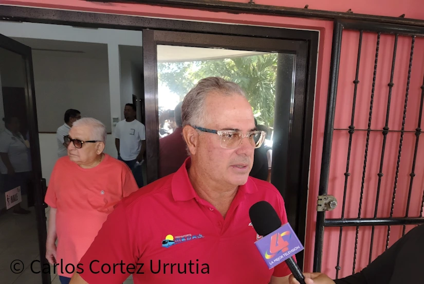 POMARES-(2)