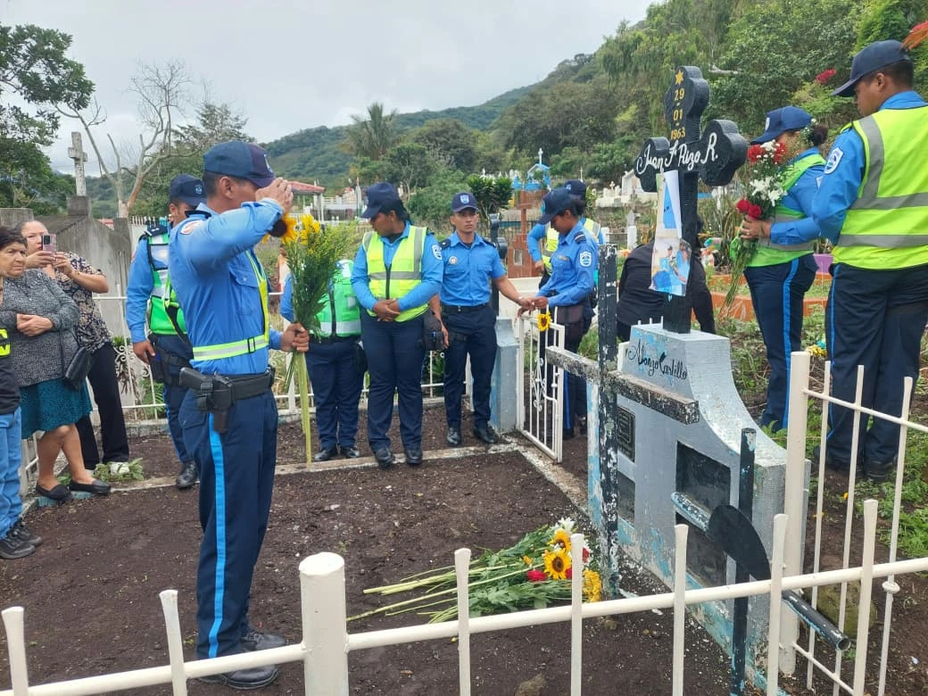 JINOTEGA-(4)