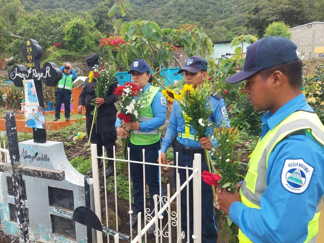 JINOTEGA-(5)