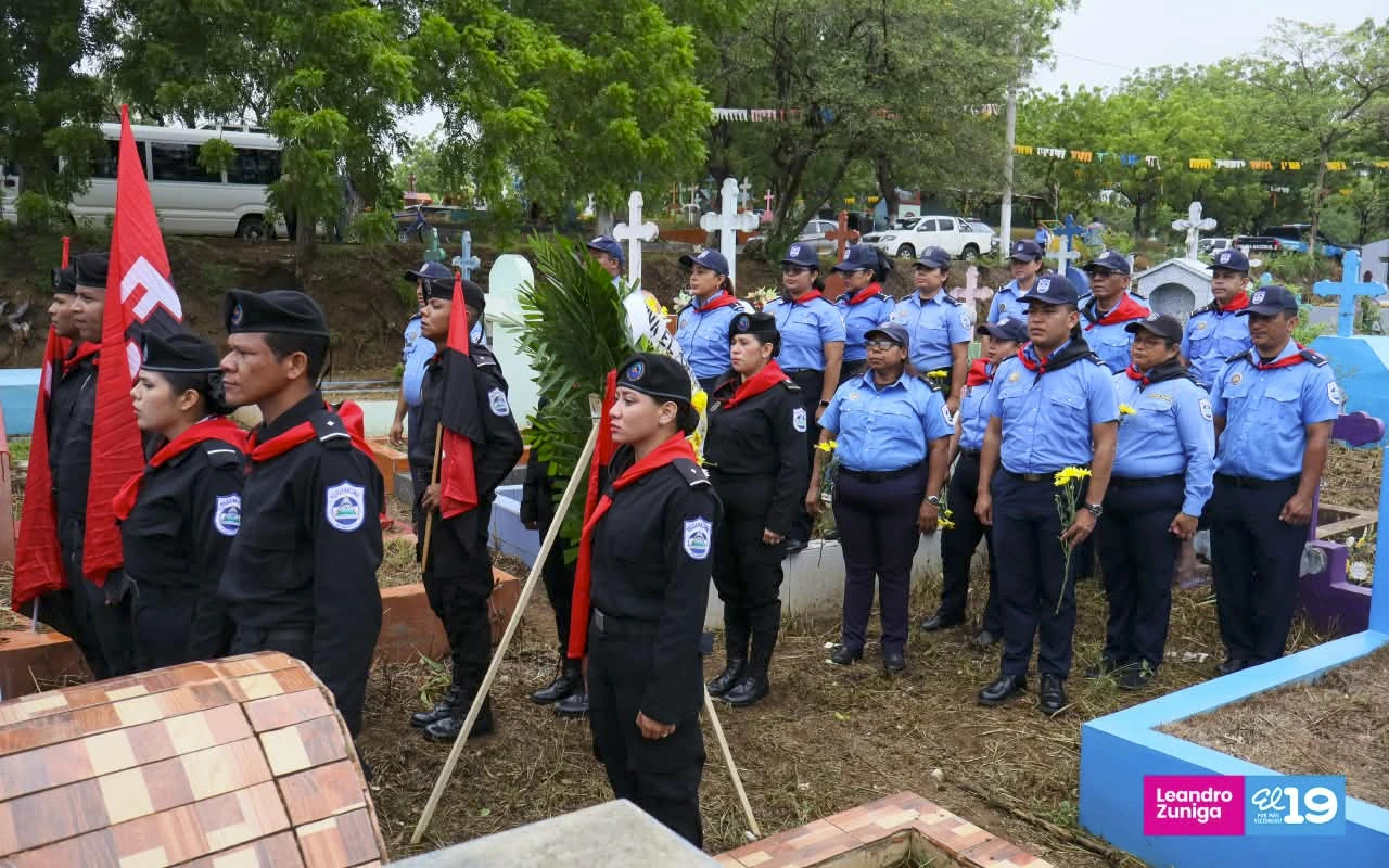 POLICIA-(2)