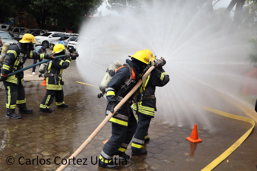 BOMBEROS9