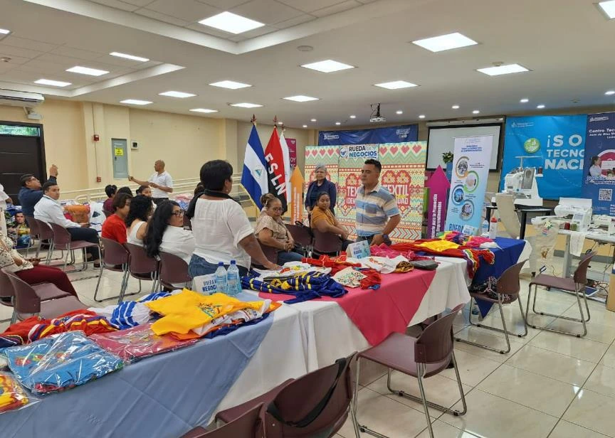HUIPIL-(2)