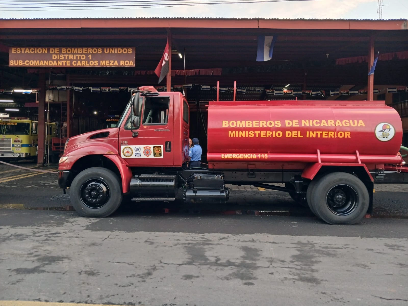 BOMBEROS-(6)