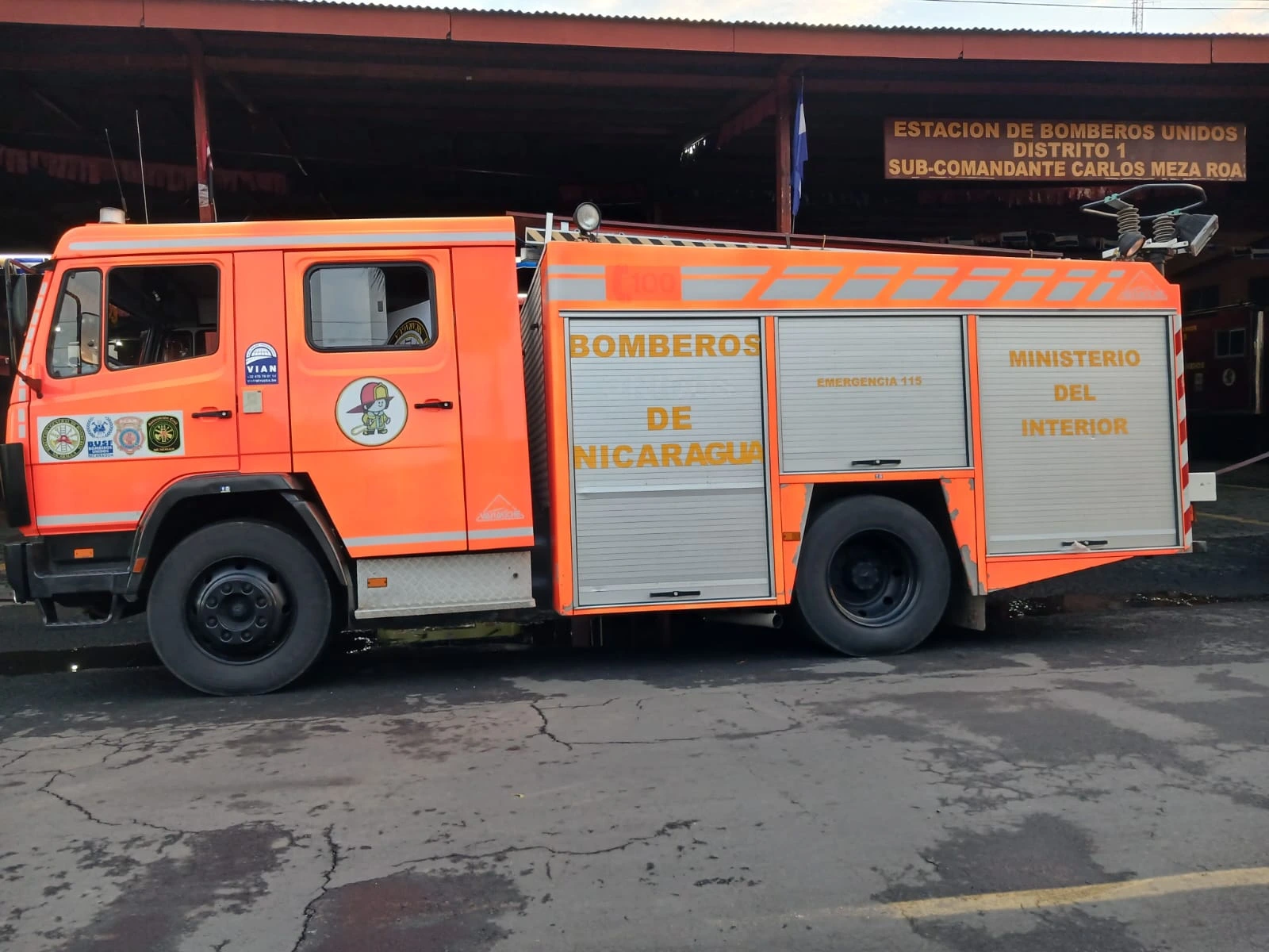 BOMBEROS-(7)