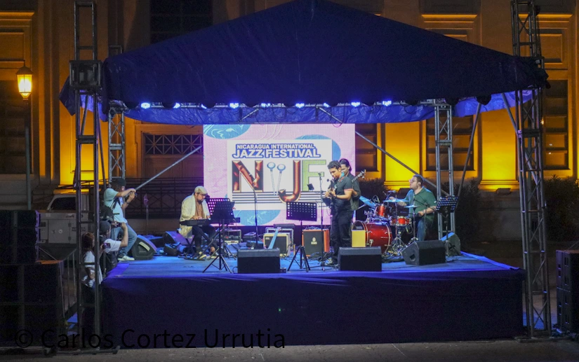 FESTIVAL-(14)