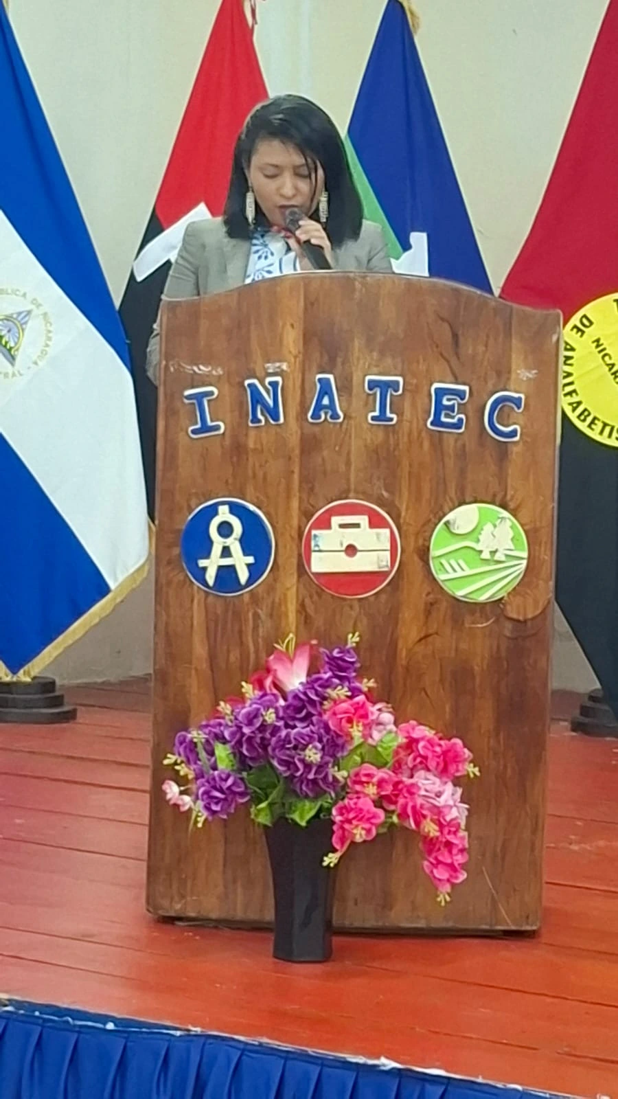INATEC10_10_11zon