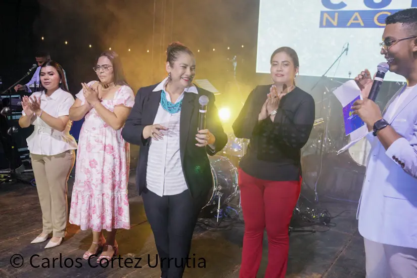 Plaza--(41)